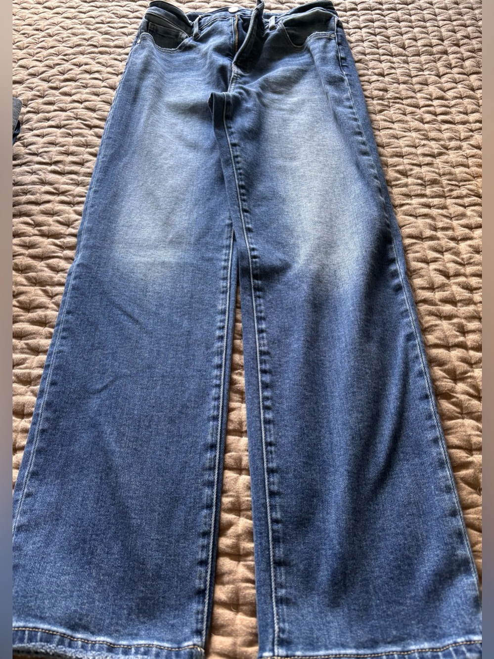 Risen High Rise Wide Leg Jeans Size 7/28 Medium Wash 30” Inseam